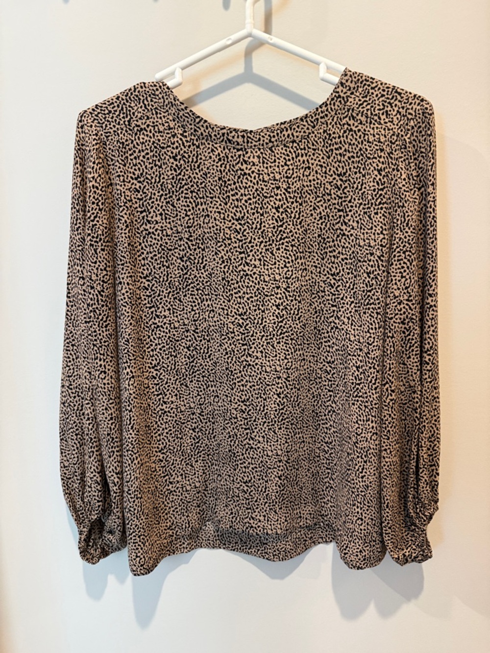 LOFT Beige and Black Speckled Long Sleeve Blouse